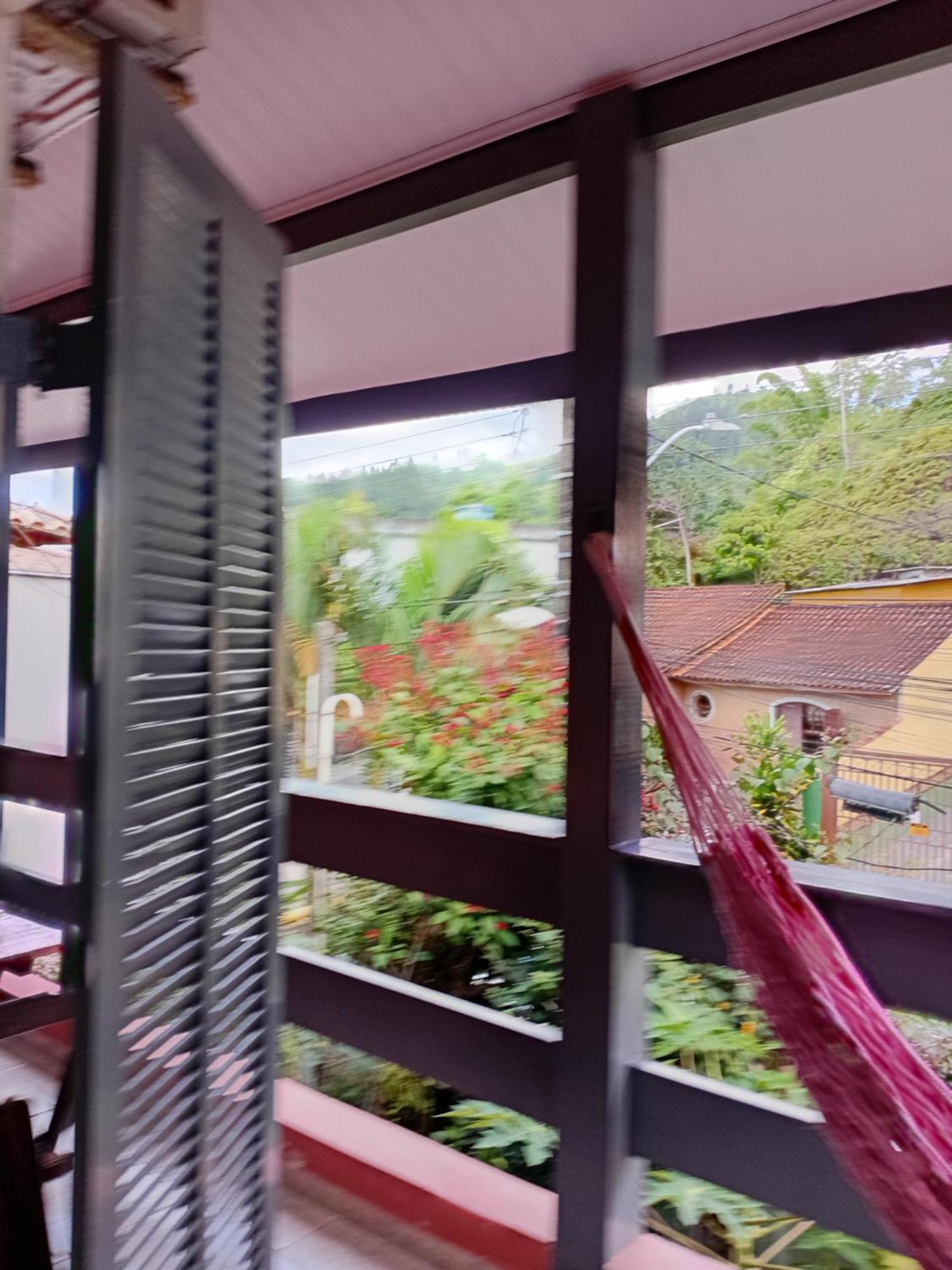 Bed & Breakfast Mama House Ubatuba